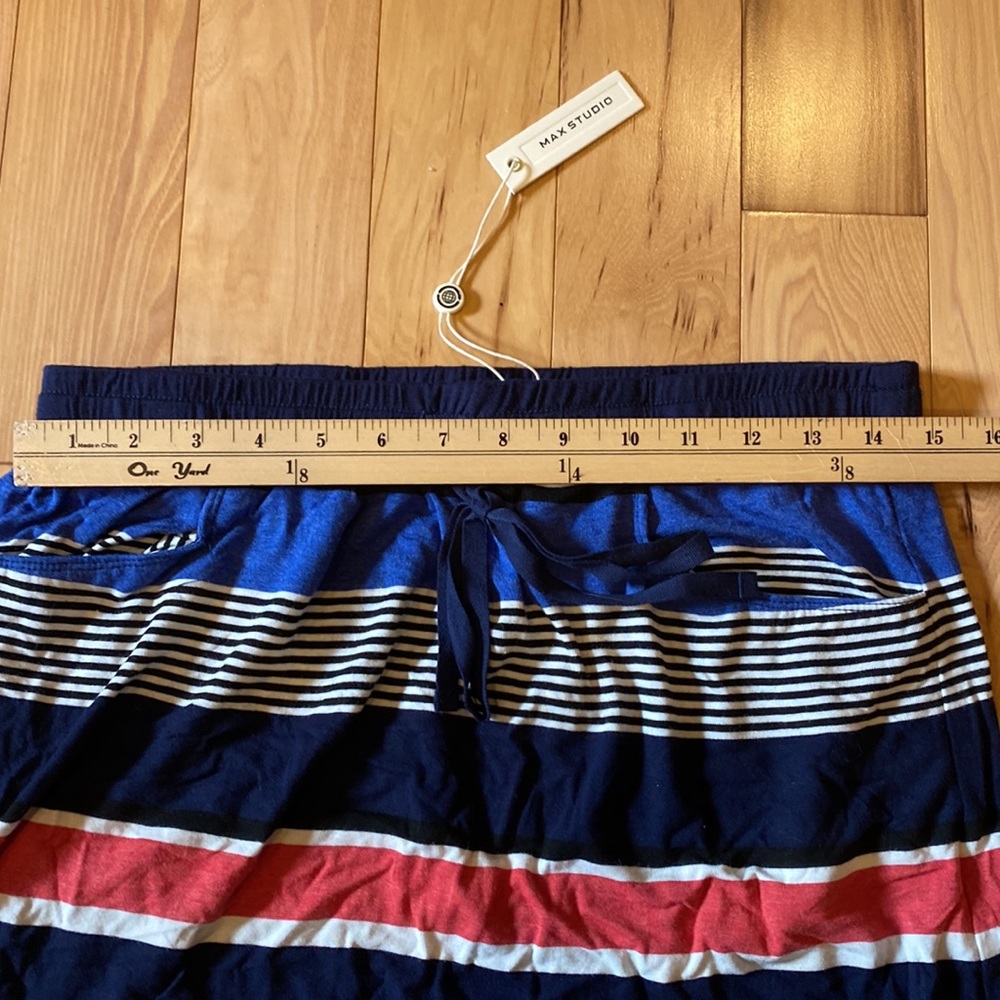 Skirt! - Picture 4 of 5